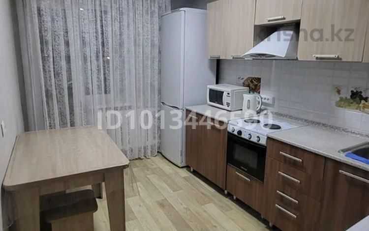 2-комнатная квартира · 54 м² · 3/9 этаж, Виноградова 29 за 235 000 ₸ в Усть-Каменогорске, Ульбинский — фото 2
