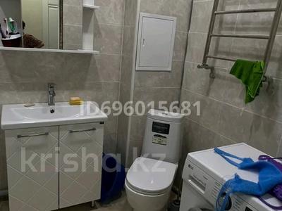 2-бөлмелі пәтер, 70 м², 3/6 қабат, 12-й мкр 85, бағасы: 19 млн 〒 в Актау, 12-й мкр