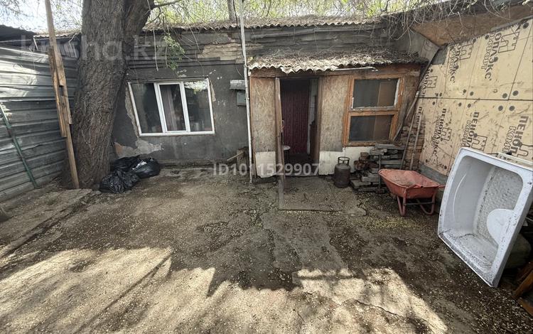 Үйдің бір бөлігі · 3 бөлме · 34 м² · 2 сот., мкр Кемел (Первомайское), Есим хана 22/2, бағасы: 12 млн ₸ в Алматы, Жетысуский р-н — фото 2