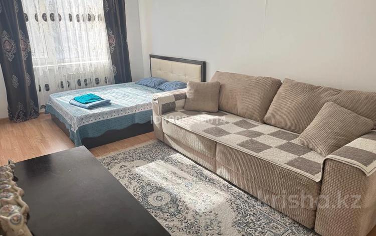 1-комнатная квартира · 37 м² · 1/15 этаж, Айнаколь 56 за 13 000 〒 в Астане, Сарайшык р-н — фото 2