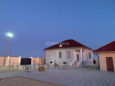 Отдельный дом · 4 комнаты · 250 м² · 10 сот., Бегей за 103 млн 〒 в Актау