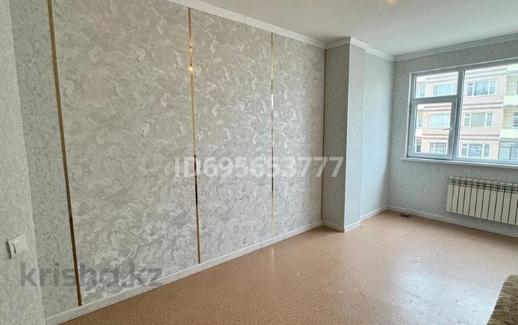 1-комнатная квартира · 43 м² · 2/5 этаж, Ұлы дала — 15мкрн,Ұлы дала за 12.5 млн 〒 в Таразе — фото 2