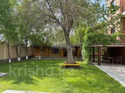 Жеке үй · 9 бөлме · 543 м² · 12 жүзд., ул. Курмангазы 3а, бағасы: 140 млн ₸ в Атырау, мкр Авангард-4