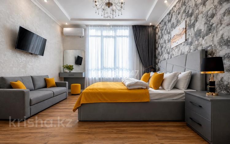 1-комнатная квартира · 50 м² · 10/12 этаж, Торекулова 95 — Сейфуллина за 20 000 ₸ в Алматы — фото 29