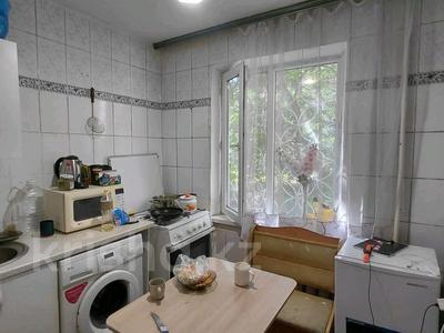 1-бөлмелі пәтер · 33 м² · 1/4 қабат, Басенова 43 — Розыбакиева, бағасы: 27.5 млн ₸ в Алматы, Бостандыкский р-н
