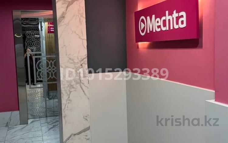 2-комнатная квартира · 40 м² · 10/10 этаж, Култегин 11 за 250 000 ₸ в Астане, Нура р-н — фото 2