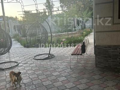 Жеке үй · 4 бөлме · 100 м² · 8 жүзд., Алишер Навои 19 — Захзавод, бағасы: 26 млн ₸ в Таразе