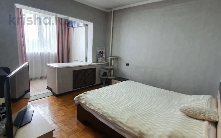 4-комнатная квартира · 93 м² · 9/9 этаж, мкр Аксай-2 за 48.5 млн 〒 в Алматы, Ауэзовский р-н — фото 2