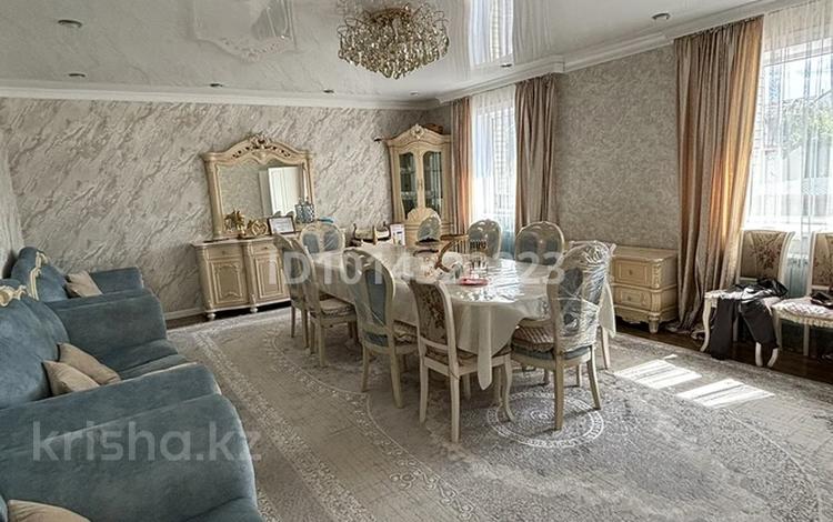 Отдельный дом · 6 комнат · 320 м² · 6 сот., мкр Шубар — Сарайшық/ Қабанбай батыр за 1.2 млн ₸ в Астане, Есильский р-н — фото 2