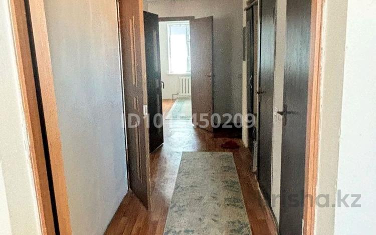 3-бөлмелі пәтер · 67.1 м² · 4/5 қабат, Жапасбай батыр 72е, бағасы: 18 млн ₸ в  — фото 2