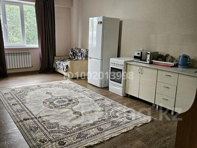 Аренда квартир в Алматы: 1-комнатная квартира · 42 м² · 4/10 этаж, мкр Аксай-1 — Толе би Саина за 180 000 〒 1-комнатная квартира · 42 м² · 4/10 этаж, мкр Аксай-1 — Толе би Саина за 180 000 〒 в Алматы, Ауэзовский р-н