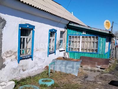 Отдельный дом · 4 комнаты · 56.3 м² · 6400 сот., Мухтара Ауэзова 32 за 7 млн ₸ в Акколе