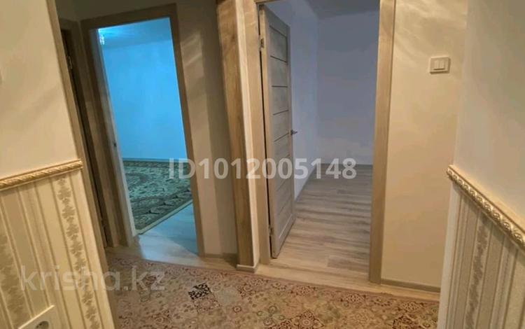 3-бөлмелі пәтер · 72 м² · 5/5 қабат, ул. Адмирал Льва Владимирского — Возле школы #16, садик Жас батыр, Областной роддом, бағасы: 180 000 ₸ в Атырау, мкр Авангард-2 — фото 2