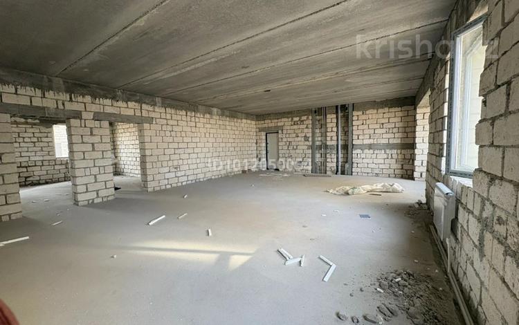 3-бөлмелі пәтер · 109 м² · 2/8 қабат, 29а мкр 12, бағасы: 22 млн ₸ в Актау — фото 2