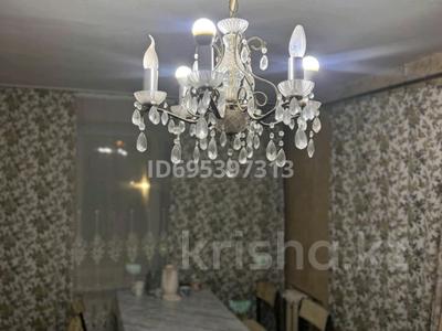 2-комнатная квартира · 43.9 м² · 4/9 этаж, Жексенбаева — 3 школа за 17 млн ₸ в Уральске