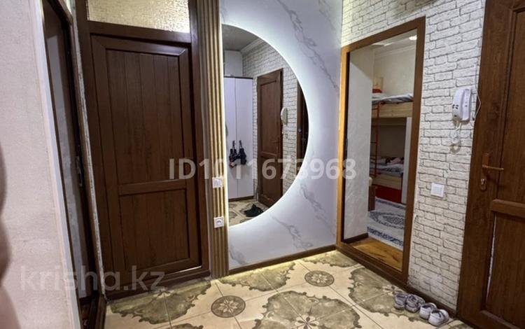 3-бөлмелі пәтер · 64 м² · 1/6 қабат, Анарова 8 — Гостиница Дора, бағасы: 23 млн ₸ в Шымкенте, Аль-Фарабийский р-н — фото 15