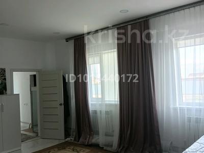 Жеке үй · 3 бөлме · 58.5 м² · 10 жүзд., Төле бе 14 — Школы Туленова, бағасы: 18 млн ₸ в 