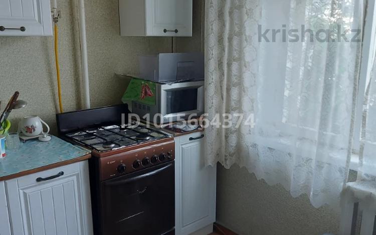 2-бөлмелі пәтер · 51.6 м² · 3/9 қабат, 11 ш/а. 87 — ТД"Нектар", 9 школа, бағасы: 16.5 млн ₸ в Актобе, мкр 11 — фото 2