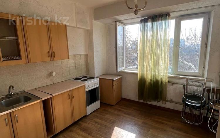 1-комнатная квартира, 40 м², 5/9 этаж помесячно, мкр Калкаман-2 13