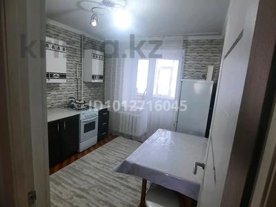 2-бөлмелі пәтер · 56 м² · 4/6 қабат, мкр 8 298, бағасы: 10 000 ₸ в Актобе