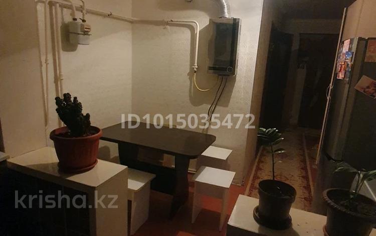 3-комнатная квартира · 65 м² · 2/5 этаж, 13-й микрорайон 204а — Уалиханова 204а за 25 млн ₸ в Шымкенте, Енбекшинский р-н — фото 2