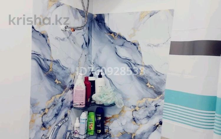 2-комнатная квартира · 48 м² · 2/2 этаж, мкр Михайловка , Мусина 33 за 9 млн 〒 в Караганде, Казыбек би р-н — фото 6