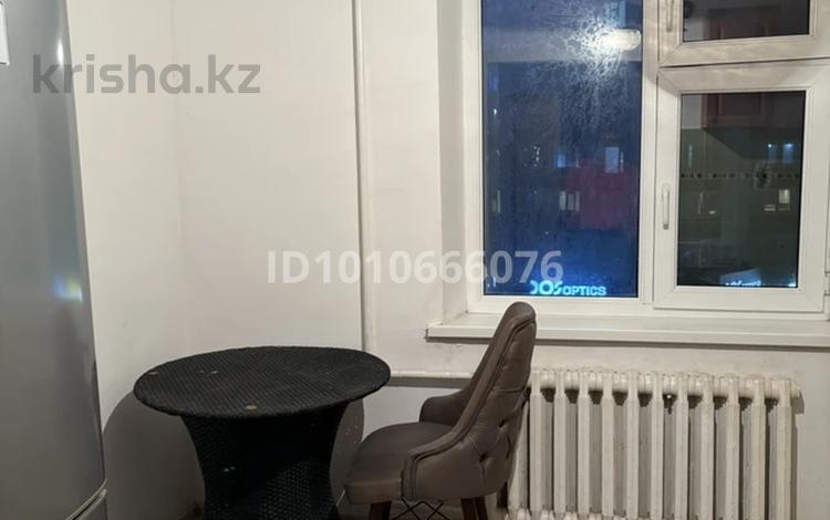 2-бөлмелі пәтер · 57 м² · 4/5 қабат, мкр Сары Арка 33, бағасы: 19 млн ₸ в Атырау — фото 2