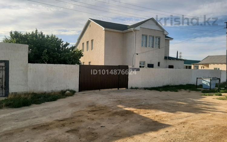 Жеке үй · 7 бөлме · 255 м² · 10 жүзд., Келімберді Өтебаев 17 — Военкоматтан жалғыз аяқ мост жолында, бағасы: 35 млн ₸ в Форте-шевченко — фото 2
