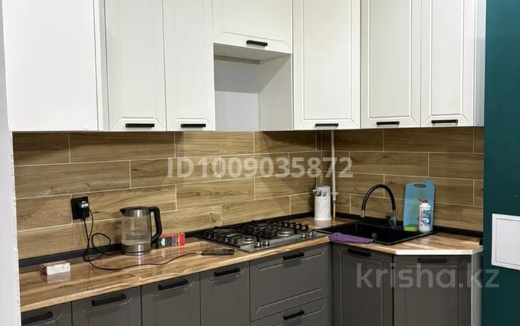 1-комнатная квартира · 51 м² · 1/10 этаж, мкр. Алтын орда 5е за 170 000 ₸ в Актобе — фото 2