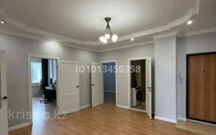 3-бөлмелі пәтер · 124.7 м² · 7/10 қабат, мкр. Алтын орда, Молдагуловой 58/7 — ОблГаи, бағасы: 29 млн ₸ в Актобе — фото 2
