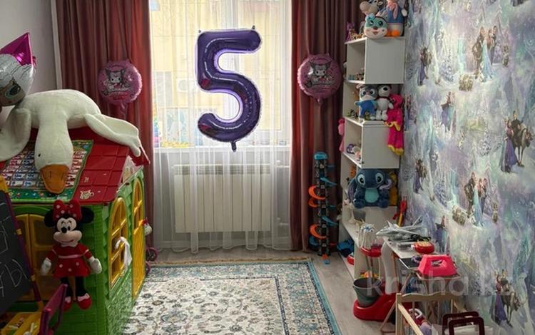 3-бөлмелі пәтер · 62 м² · 3/5 қабат, Абилхайыр Хана 24 — район Электрон, бағасы: 16 млн 〒 в Актобе — фото 2