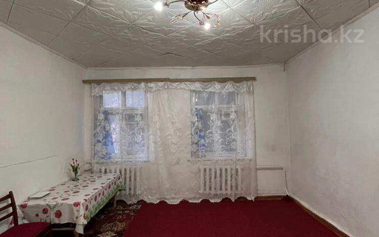 1-комнатная квартира · 33.3 м² · 2/2 этаж, Алии Молдагуловой за 6.5 млн ₸ в Уральске — фото 2