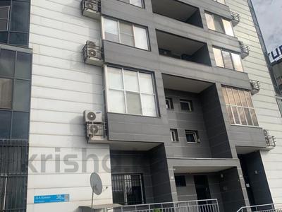 3-комнатная квартира, 128 м², 3/12 этаж, КУНАЕВА 38а за 70 млн 〒 в Шымкенте, Туран р-н