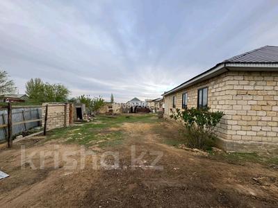 Отдельный дом · 5 комнат · 170 м² · 10 сот., Набережная за 17 млн ₸ в Алге