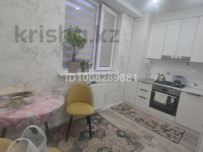 3-бөлмелі пәтер · 83.8 м² · 3/6 қабат, 17-й мкр 79, бағасы: 34 млн ₸ в Актау