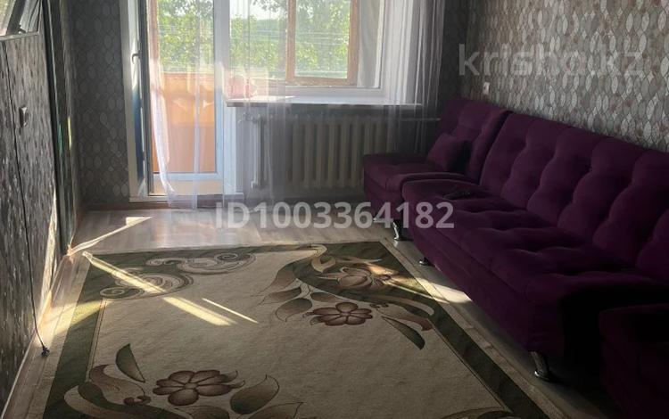 2-комнатная квартира · 45 м² · 5/5 этаж, Пришахтинск, 23й микрорайон 13 за 10.5 млн ₸ в Караганде, Алихана Бокейханова р-н — фото 2