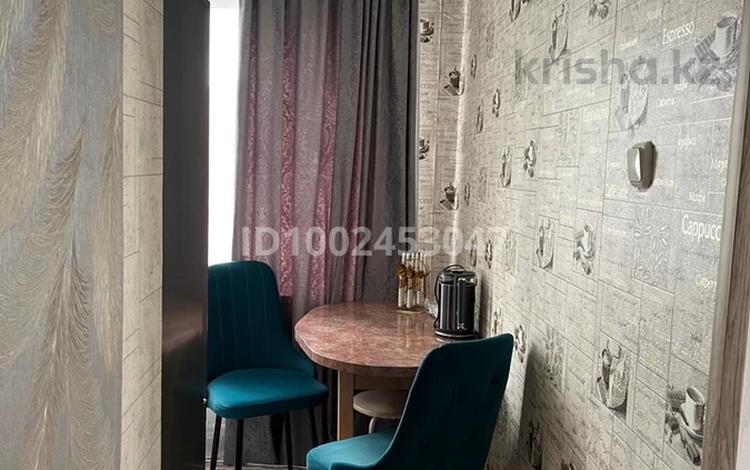 1-комнатная квартира · 30.7 м² · 5/5 этаж, Металлургов 5/1 — проспект металлургов за 7 млн ₸ в Темиртау — фото 2