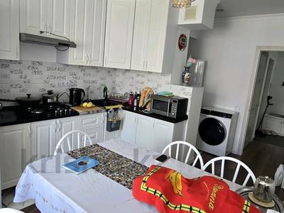 3-бөлмелі пәтер · 80 м² · 3/9 қабат, Мкр. Бирлик, бағасы: 38.3 млн ₸ в Талдыкоргане, военный городок Улан