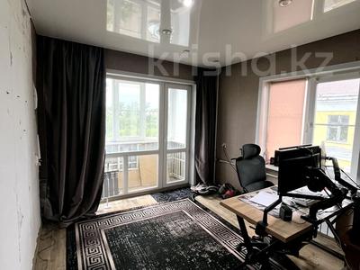 1-комнатная квартира · 32 м² · 5/5 этаж, Назарбаева 49 за 10.6 млн ₸ в Усть-Каменогорске