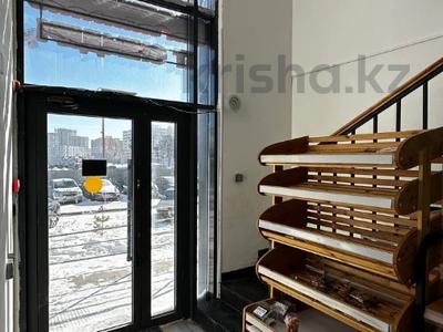Свободное назначение, офисы, магазины и бутики, салоны красоты, медцентры и аптеки, образование, развлечения · 182.4 м² за 90 млн 〒 в Астане, Сарайшык р-н