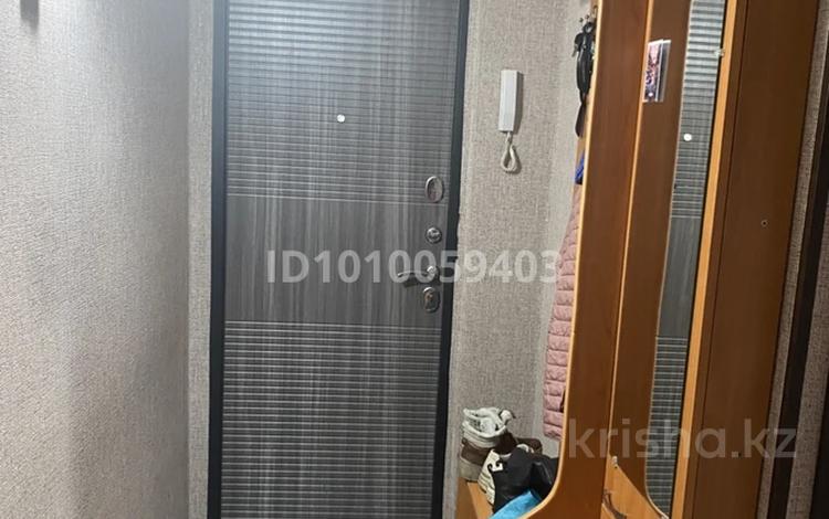 3-комнатная квартира · 60 м² · 1/5 этаж, мкр №10 13 за 55 млн ₸ в Алматы, Ауэзовский р-н — фото 2