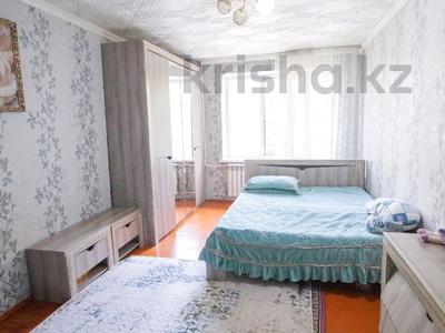 1-комнатная квартира, 38 м², 4/5 этаж, Кабанбай батыра за 8.4 млн 〒 в Талдыкоргане