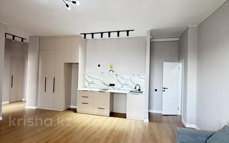 2-комнатная квартира · 61 м² · 8/10 этаж, Иманова 10/1 — Республика за ~ 29 млн ₸ в Астане, р-н Байконур — фото 2
