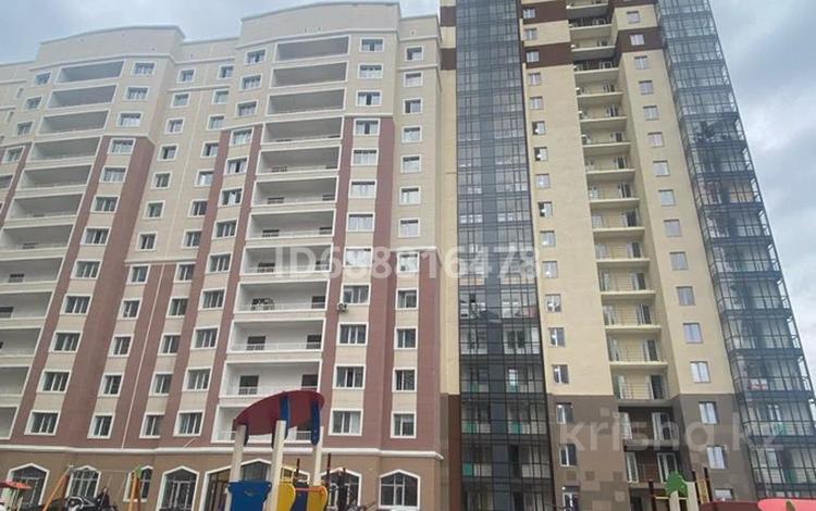 3-комнатная квартира, 90 м², 16/24 этаж, Мукан Тулебаев 5 за 22 млн 〒 в Астане, Алматы р-н — фото 10