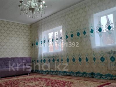 Продажа домов и дачи в Актюбинской обл.: Отдельный дом · 4 комнаты · 240 м² · 9 сот., Телефоная 54 за 23 млн 〒 Отдельный дом · 4 комнаты · 240 м² · 9 сот., Телефоная 54 за 23 млн 〒 в Актобе, жилой массив Заречный-1