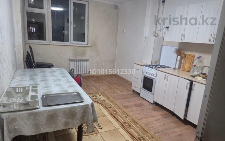 2-бөлмелі пәтер · 67 м² · 6/9 қабат, Нұркент ш/а 64, бағасы: 300 000 ₸ в Алматы, Алатауский р-н — фото 2