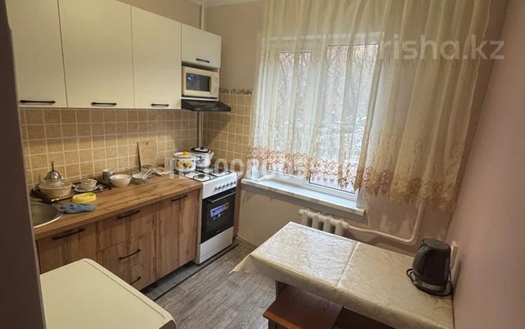 2-комнатная квартира · 48 м² · 2/4 этаж, мкр Коктем-1 9 за 300 000 ₸ в Алматы, Бостандыкский р-н — фото 2