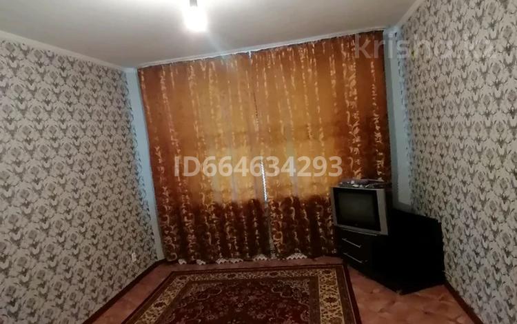 1-бөлмелі пәтер, 34 м², 3/5 қабат тәулігіне, Жунисова 179, бағасы: 7 000 〒 в Уральске — фото 5