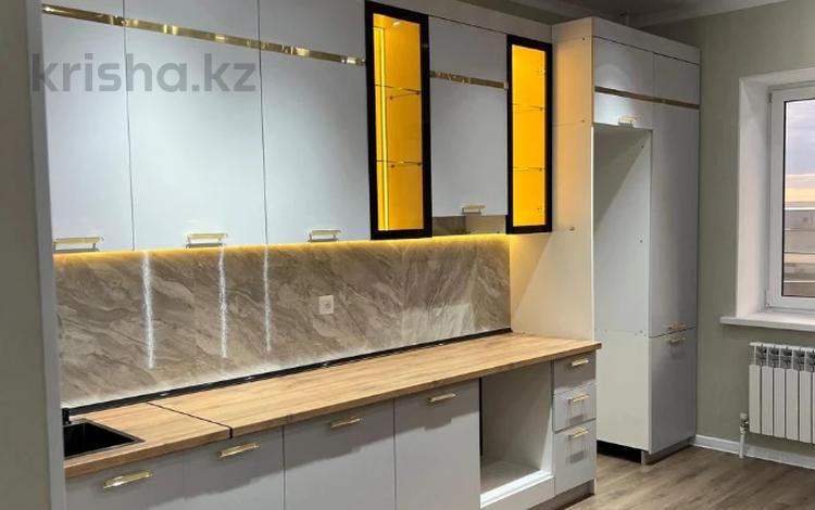 3-бөлмелі пәтер · 102 м² · 8/9 қабат, Алтын орда, бағасы: 41 млн ₸ в Актобе — фото 2
