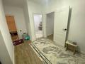 2-бөлмелі пәтер · 63.7 м² · 5/9 қабат, мкр. Алтын орда 1Г — Нұрзерек садиктің қасы, бағасы: 27 млн ₸ в Актобе — фото 2